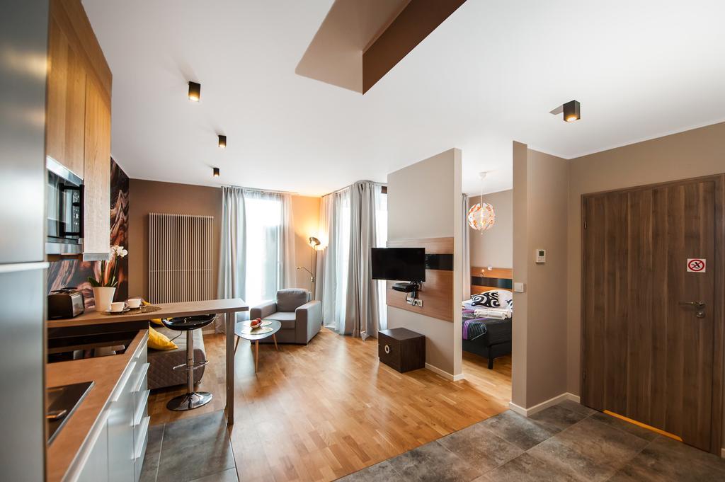 Prestige Apartments Wola Kolejowa Warsaw Room photo