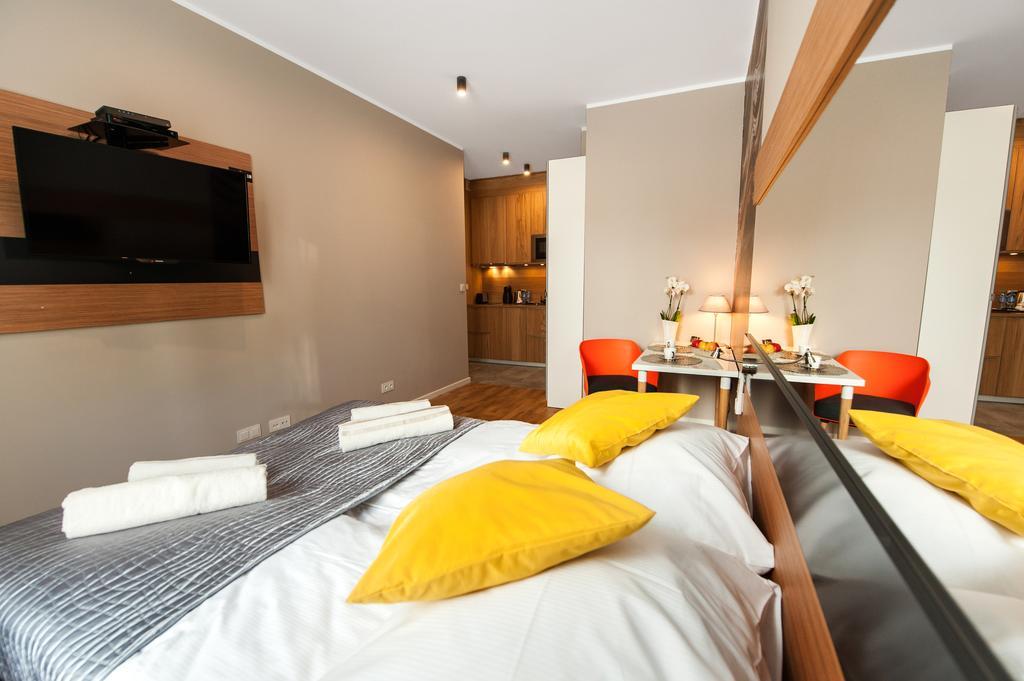 Prestige Apartments Wola Kolejowa Warsaw Room photo